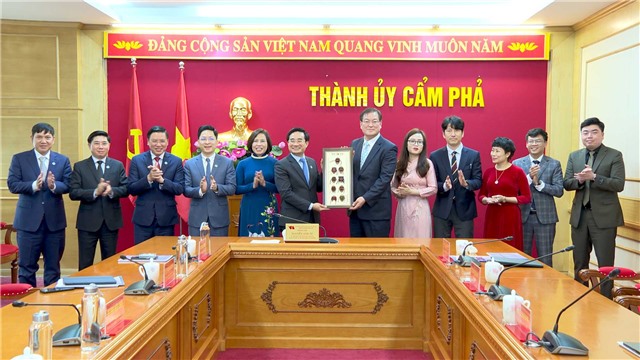 Link Nhà Cái E2Bet Chính Thức tại Việt Nam làm việc với Công ty KIoT, Hàn Quốc