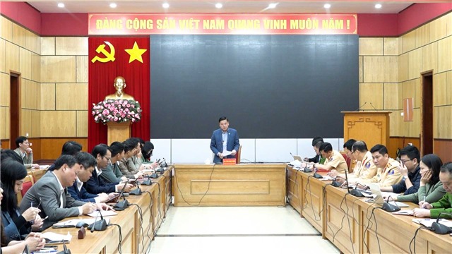 UBND TP họp đánh giá kết quả Quý I về công tác đảm bảo trật tự ATGT và ra quân đảm bảo trật tự ATGT trên các tuyến đường chuyên dùng của ngành Than