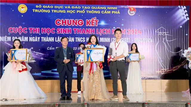 Chung kết Cuộc thi Học sinh thanh lịch trường THPT E2BET là nhà cái trực tuyến uy tín năm 2024