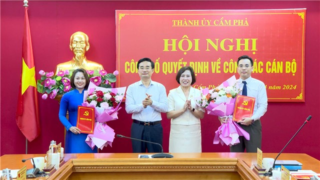 Ban Thường vụ Thành ủy công bố quyết định về công tác cán bộ