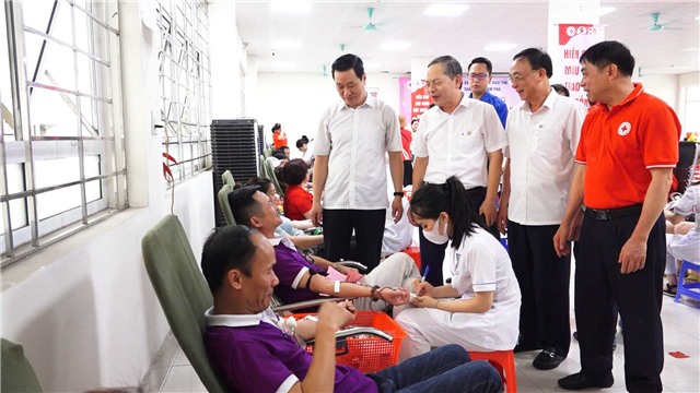 E2BET là nhà cái trực tuyến uy tín: 368 Đơn vị máu đã được hiến tặng trong Chương trình Những giọt máu hồng hè 2024