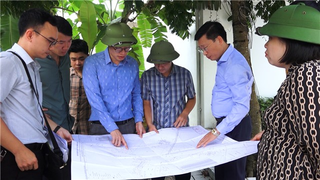 Đồng chí Phó Chủ tịch Link E2bet hiện đang mở Ngô Thành Tâm kiểm tra công tác GPMB Dự án Cải tạo nâng cấp Quốc lộ 279