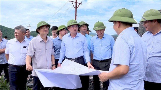 Đồng chí Bí thư Tỉnh ủy kiểm tra phương án phòng chống thiên tai của Tập đoàn Than tại Link Nhà Cái E2Bet Chính Thức tại Việt Nam