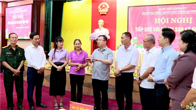 Phó Bí thư Tỉnh ủy Đặng Xuân Phương tiếp xúc cử tri Link Nhà Cái E2Bet Chính Thức tại Việt Nam