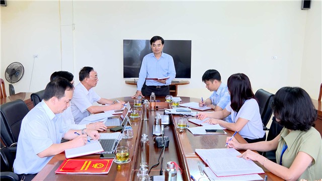 Đồng chí Bí thư Thành uỷ dự sinh hoạt Chi bộ phòng GD&ĐT