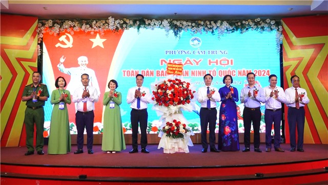 Cẩm Trung tưng bừng Ngày hội toàn dân bảo vệ an ninh Tổ quốc năm