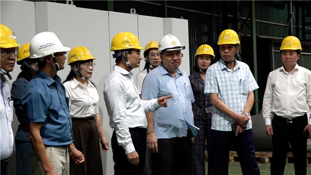 Thường trực Thành ủy làm việc với Ban chấp hành Nhà cái E2bet.com Đá gà trực tiếp Thomo #1 Công ty cổ phần thiết bị điện E2BET là nhà cái trực tuyến uy tín