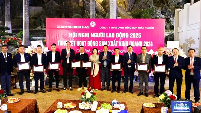 Công ty TNHH Dịch vụ Thương mại Xuân Nghiêm: Hội nnghị người lao động năm 2025 và Tổng kết hoạt động sản xuất kinh doanh năm 2024