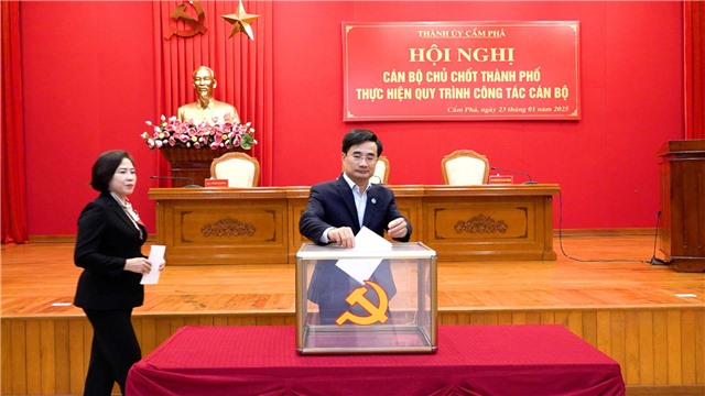 E2betvip giải trí đa dạng cán bộ chủ chốt kiện toàn chức vụ Chủ nhiệm Ủy ban Kiểm tra Thành ủy