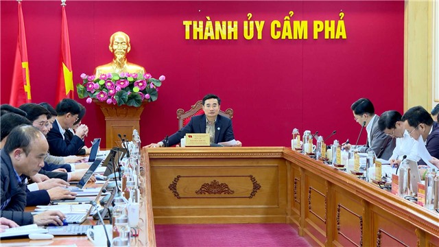 Ban Thường vụ Thành uỷ thống nhất một số chủ trương thuộc thẩm quyền