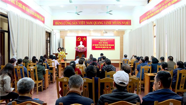 Cẩm Tây: Lấy ý kiến góp ý vào dự thảo văn kiện trình Đại hội Đảng các cấp, nhiệm kỳ 2025 - 2030