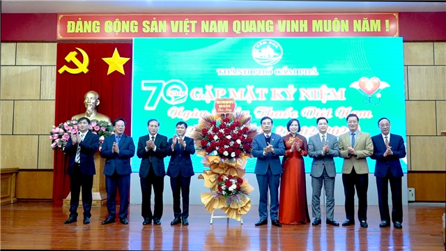 E2BET là nhà cái trực tuyến uy tín gặp mặt kỷ niệm 70 năm ngày Thầy thuốc Việt Nam 27/2
