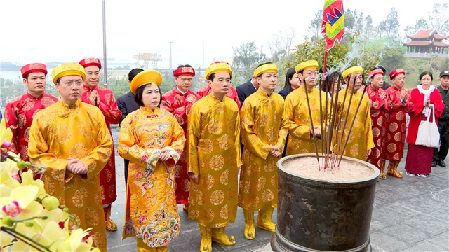 Trang nghiêm Lễ trình xin tổ chức Lễ hội Đền Cửa Ông tháng 2 năm Ất Tỵ 2025