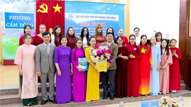 Hội LHPN phường Cẩm Đông kỷ niệm ngày Quốc tế Phụ nữ