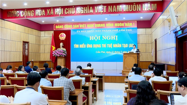 Triển khai phong trào “Bình dân học vụ số” và tập huấn tìm hiểu ứng dụng trí tuệ nhân tạo (AI)