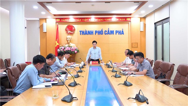 Thành phố họp rà soát tiến độ thực hiện các dự án, công trình